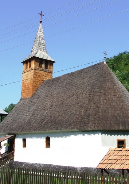 Biserica de lemn din Roșia Nouă